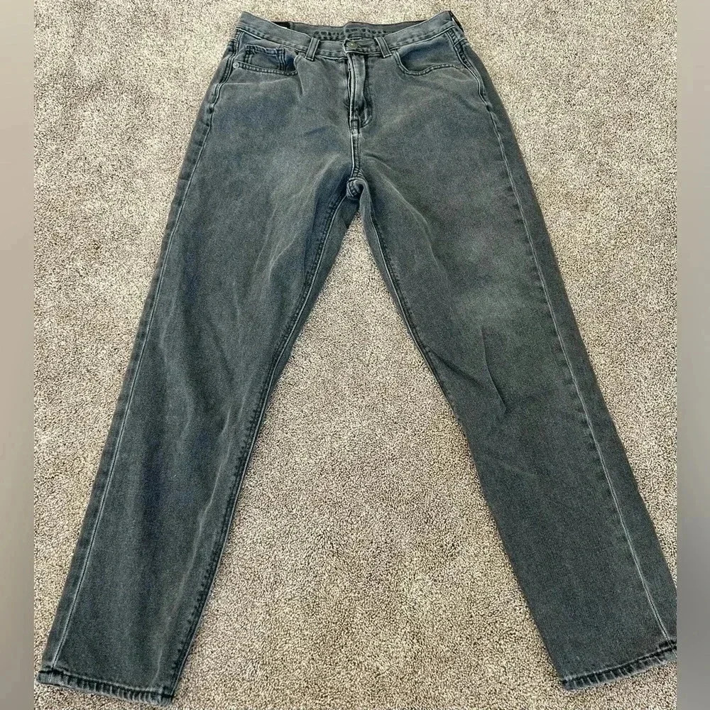 American Eagle Black Mom Jeans
